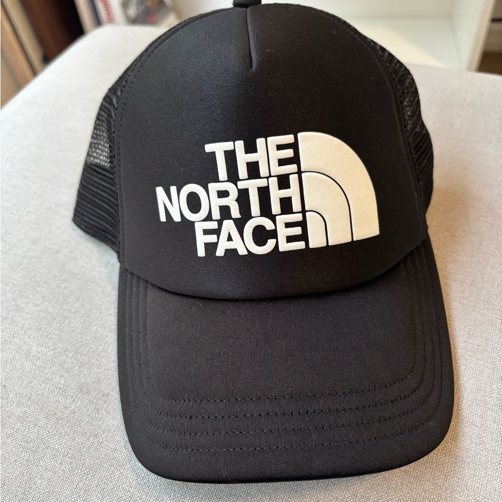The North Face Classic Black Cap